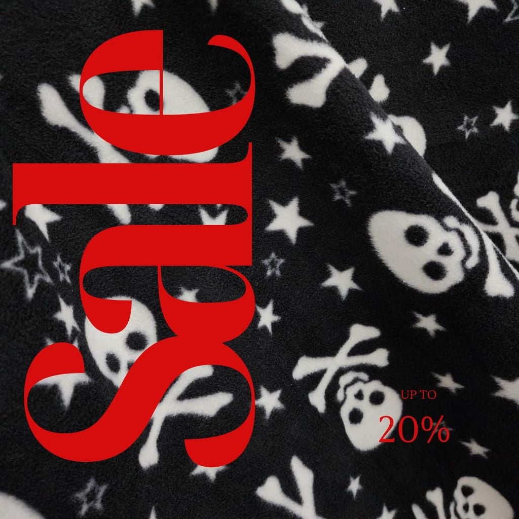 Skulls & Crossbones Print - Anti Pill Theme Fleece Fabric, 60” Inches Wide – Sold By The Yard Black/White