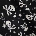 Skulls & Crossbones Print - Anti Pill Theme Fleece Fabric, 60” Inches Wide – Sold By The Yard Black/White