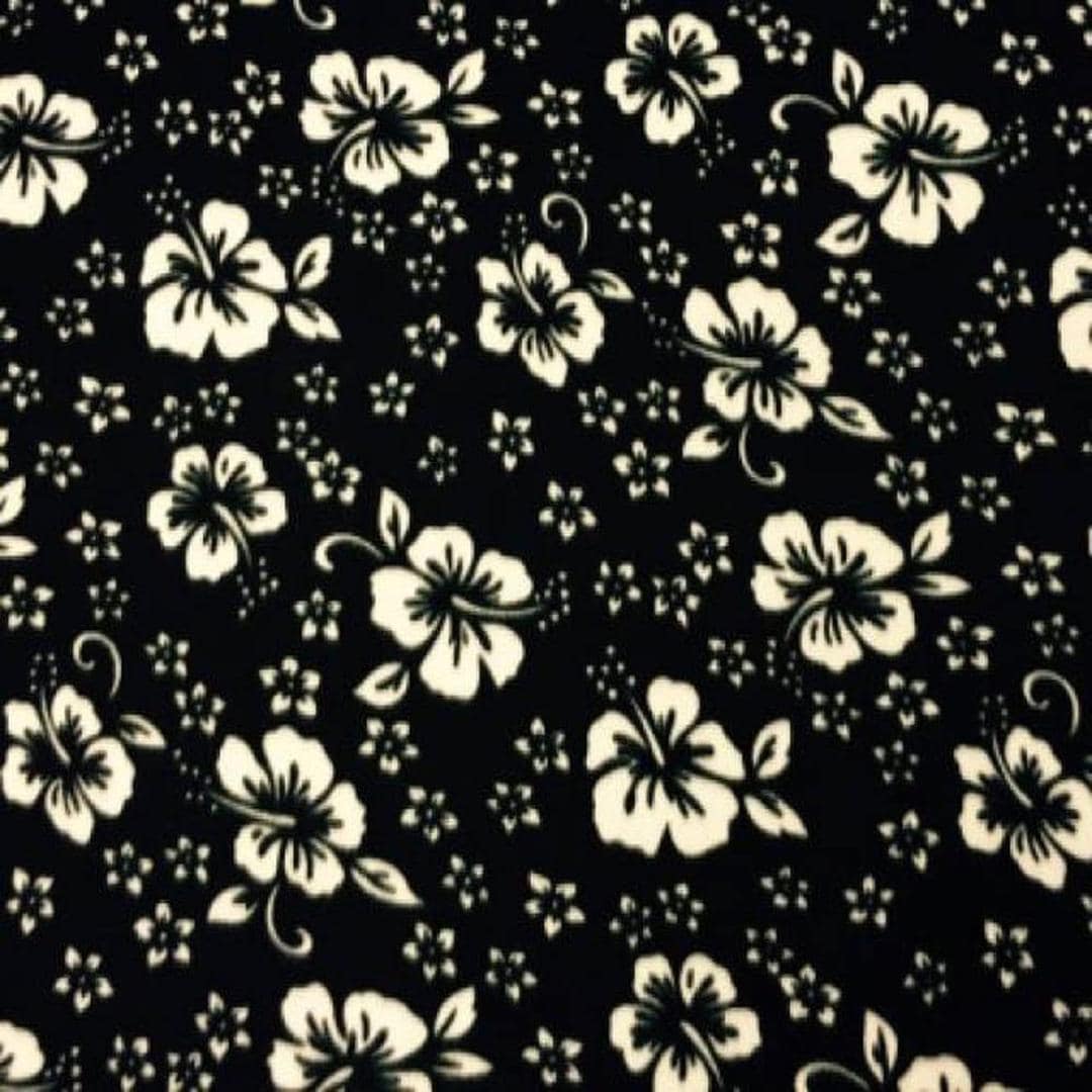 Hawaiian Print - Anti Pill Theme Fleece Fabric, 60” Inches Wide – Sold By The Yard Black