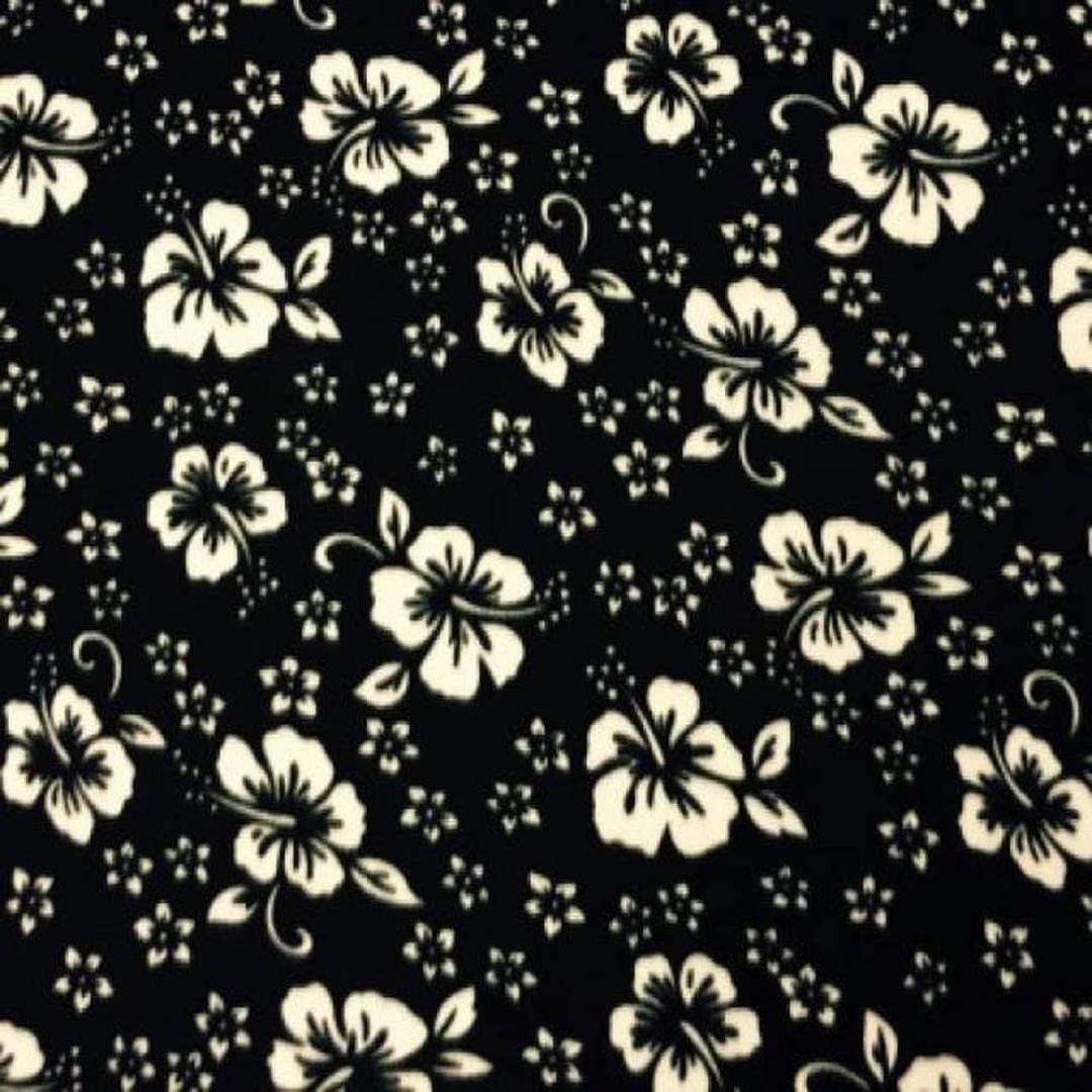 Hawaiian Print - Anti Pill Theme Fleece Fabric, 60” Inches Wide – Sold By The Yard Black
